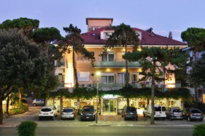 Гостиница Hotel Mimosa  Линьяно Пинета